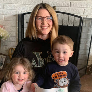 Meet your Posher, Danielle